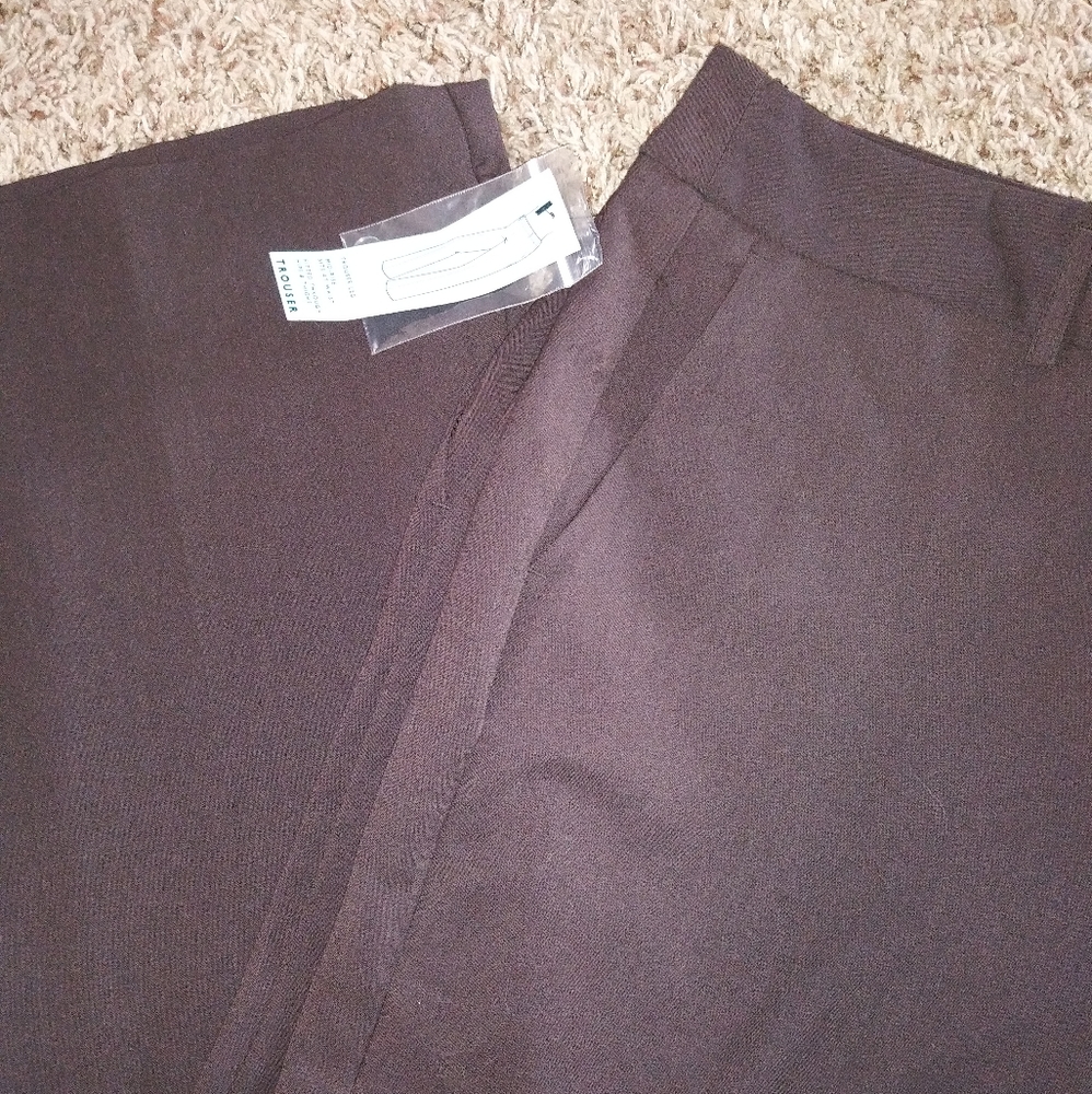 Covington Essentials Missy 16 avg chocolate brown